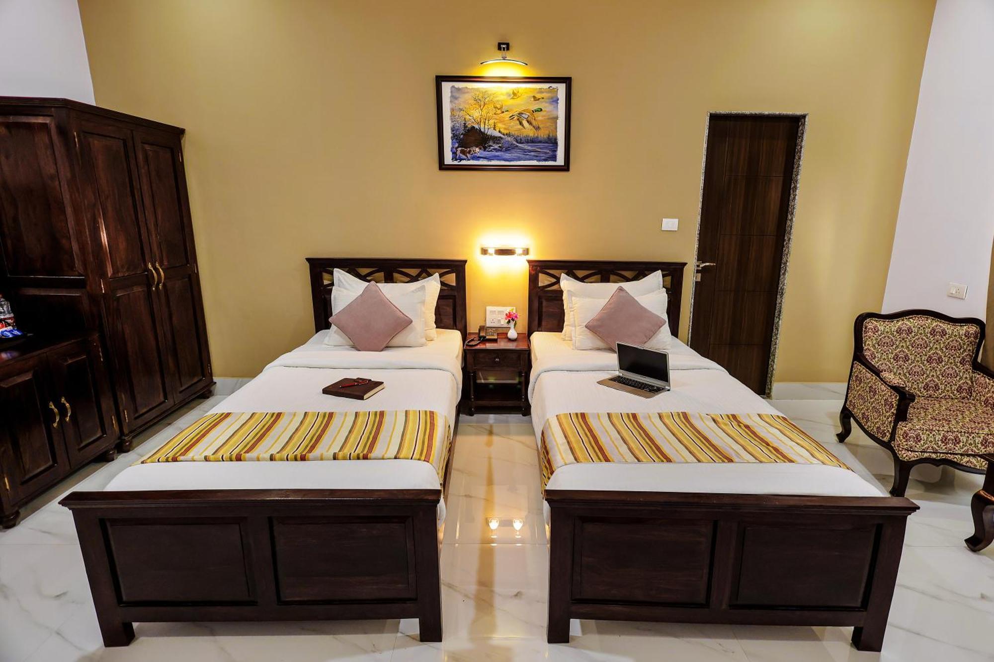 Revaas Lake View Boutique Stay Udaipur Luaran gambar
